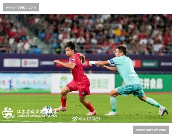 无锡球迷水蜜桃球服助阵,力克常州队喊响 “十三妹” 无锡球迷水蜜桃球服助阵,力克常州队喊响 “十三妹”