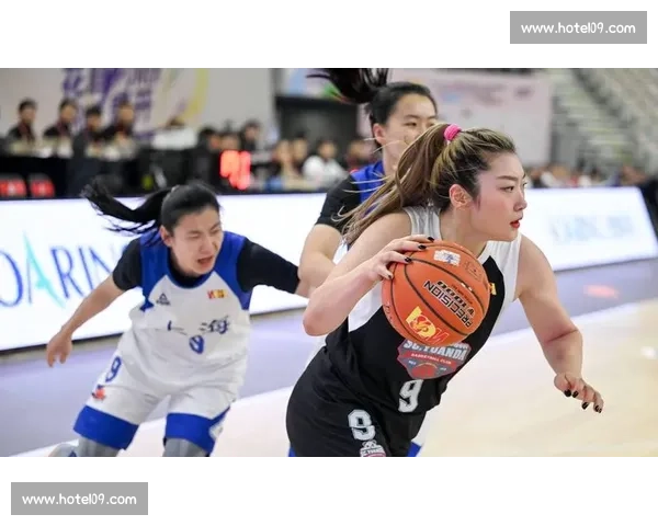 女篮外线哑火引争议！名记力挺宫鲁鸣铁腕决策，李梦缺席背后的战略博弈