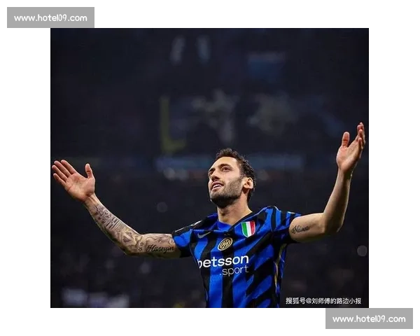 土媒：加拉塔萨雷暂停恰尔汗奥卢谈判，转攻曼城中场 B 席